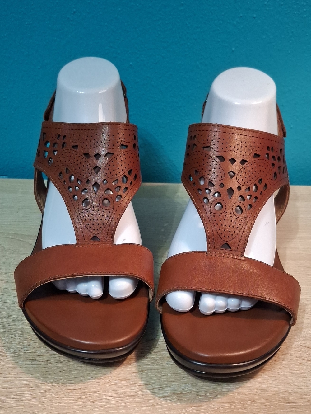 Naturalizer Veda Brown Laser-Cut T-Strap Sandals